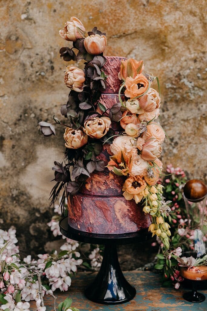 An Artistic Approach to Wedding Cake Design in NH; New Hampshire–based event caterer; New Hampshire wedding cake designer; Autumn Nomad